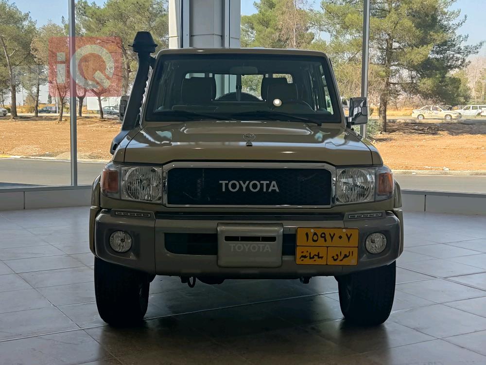 Toyota Land Cruiser Pickup